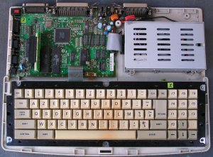 Amstrad : 6128+