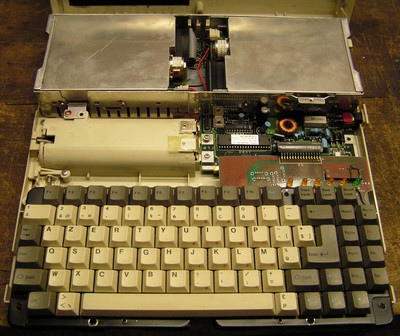 Bondwell : B200