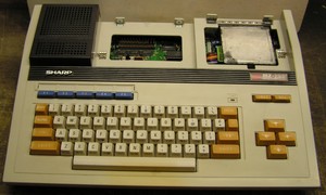 Sharp : MZ-700