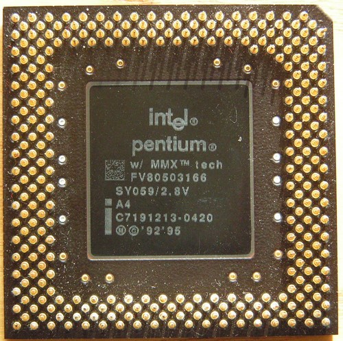 Intel : Pentium MMX 166