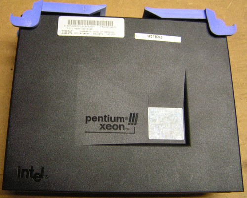Intel : Pentium III Xeon 550